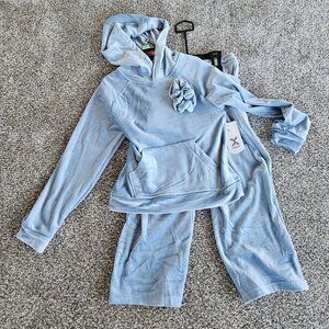 Girls Two Peice Chenille Set Pullover Hoodie with Pants xs 6-6x NWT
